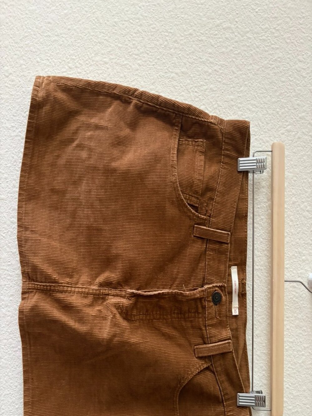 Levi’s Brown Corduroy Icon Mini Skirt – Size 30